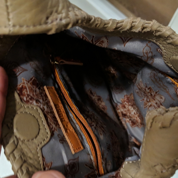 HOBO🔥🔥 Paulette Clutch - Picture 8 of 15